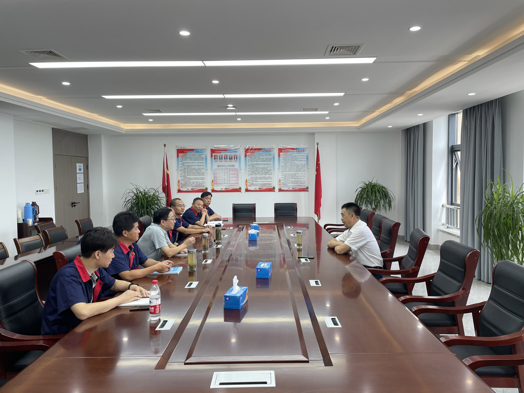 集團(tuán)公司黨委委員、總工程師周俊到公司調(diào)研 